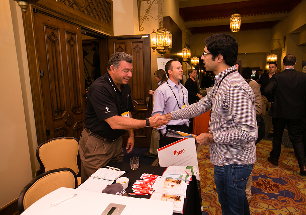 1464566257281360.jpg Ginlong_Solis_Booth.jpg